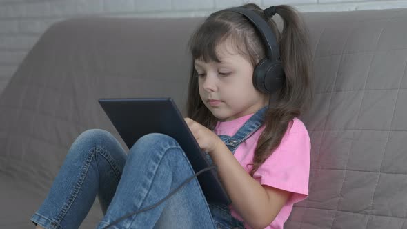 Child entertainment with laptop. 