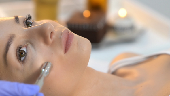 Microdermabrasion at Beauty Salon