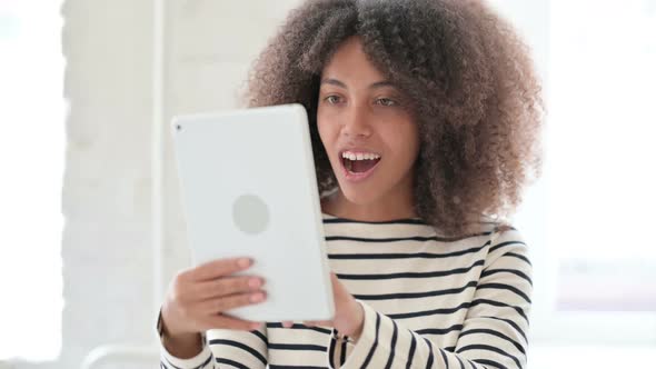 African Woman Having Failure on Tablet