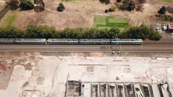 Aerial View of Metropolitan Train [2k]