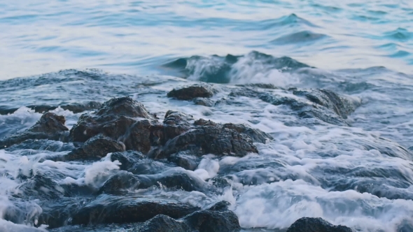 Turquoise Rolling Wave