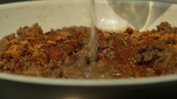 Chef Adds Water To Stuffing Mixes And All