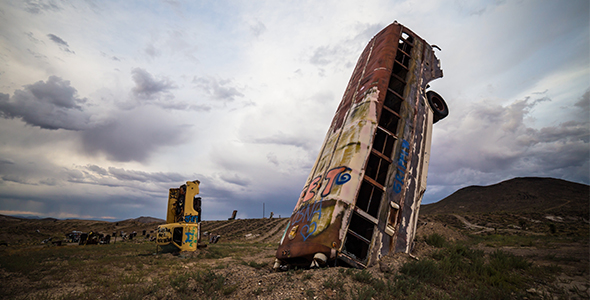 Bus at the International Car Forest of the Last Church alt