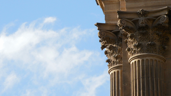 Capitel Column with Clouds