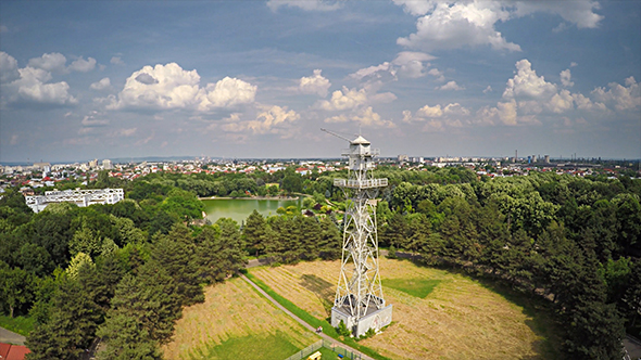 Aerial Scaffold in Green City