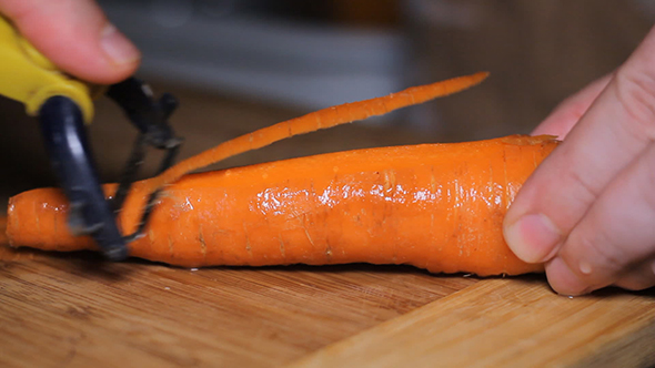 Cleaning Carrots