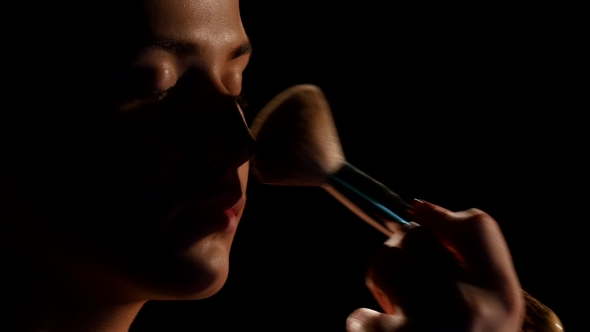 Natural Makeup. Applying Powder On Face