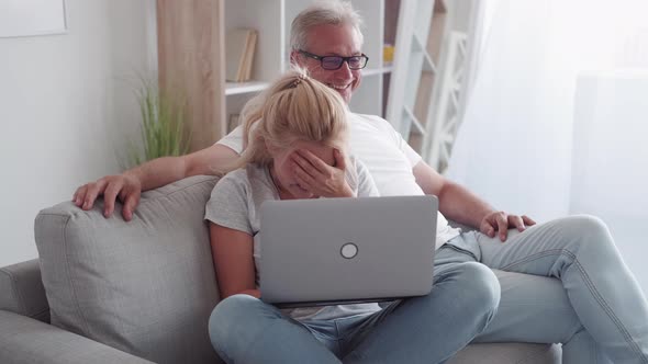 Online Family Joy Father Daughter Watching Comedy