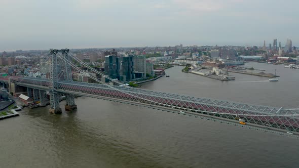 Aerial view of the Williamsburg Bridge in New York.