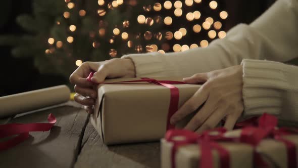 Wrap Christmas Gift Box