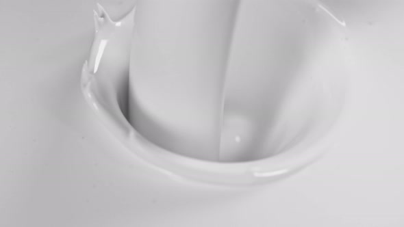 Super Slow Motion Shot of Pouring Cream at 1000Fps