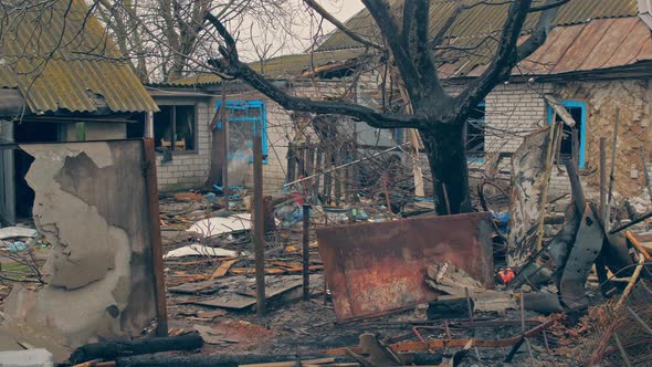 War Conflict Bombing Ukraine Damage Ruin People News