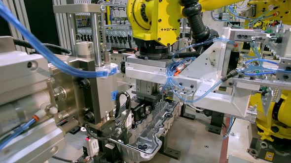 Automobile factory, robot equipment, modern automobile manufacturing, automated production line