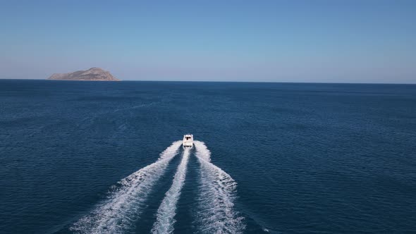 Speedboat Sea Island Sparkling Aerial