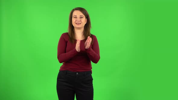 Pretty Girl Clapping Her Hands with Wow Happy Joy and Delight. Green Screen