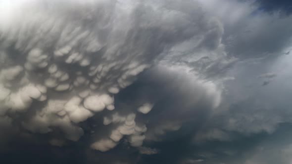 Mammatus Clouds