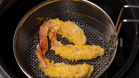 Cooking Tempura Shrimps in Deep Fryer