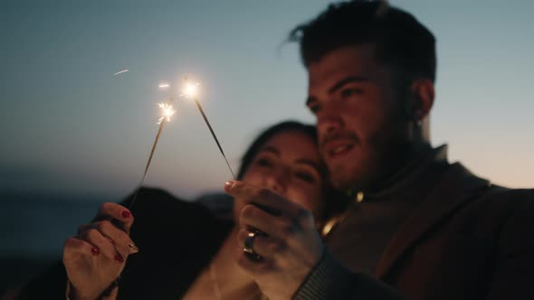 Couple Pays With Sparkles