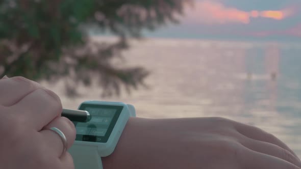 Using Smart Watch on the Beach