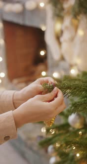 Christmas Celebrations, Fireplace And Christmas Tree, Christmas Preparation Process (15)