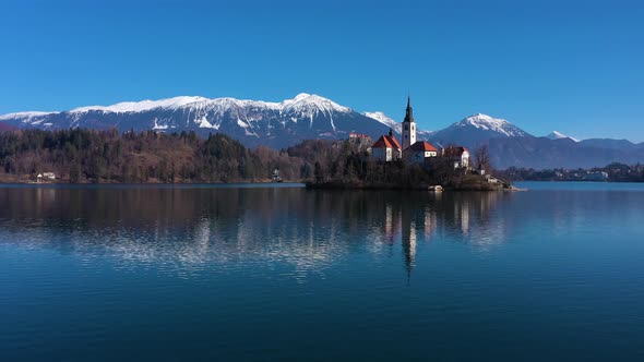 Bled Lake and Marijinega Vnebovzetja Church