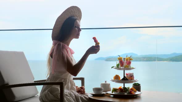 Afternoon Tea in Luxury Restaurant with Sea View