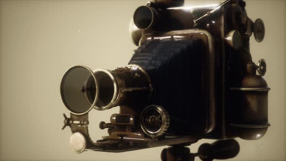 Antique Old Retro Photo Camera alt
