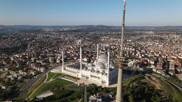 Büyük Çamlıca Cami Mosque in Istanbul