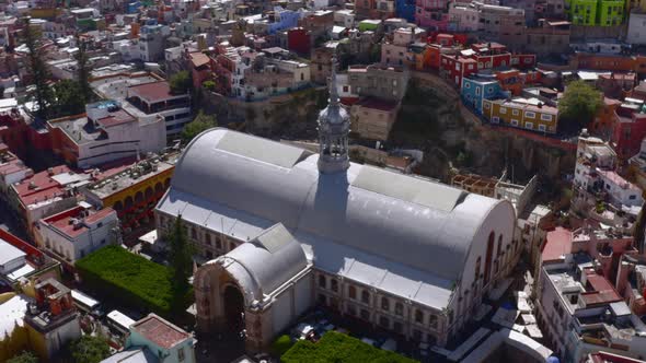 AERIAL: Guanajuato City, Mexico, Mercado de Guadalupe (Flying Around)