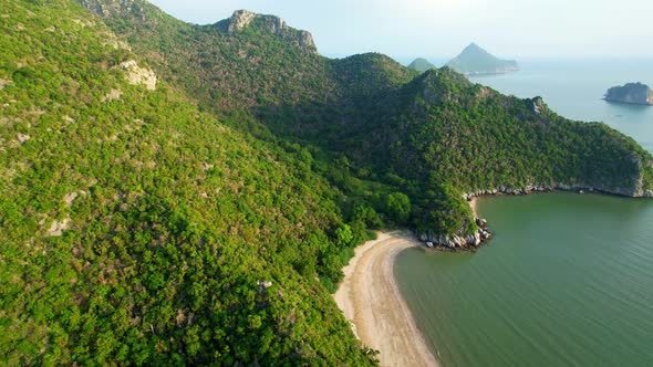 4K Aerial view of the thailand coastline near valley on the Big Island