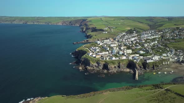 Beautiful quiet Port Isaac Village in England - aerial pan