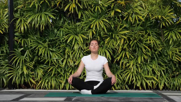 Yoga Outdoors