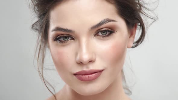 Closeup Portrait of Luxury Woman with Evening Mua