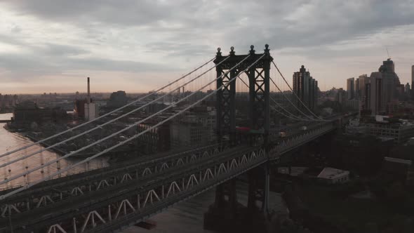 Aerial view of Manhattan Bridge structure