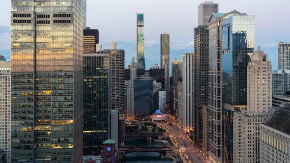 Chicago Riverwalk - Day to Night Time Lapse 