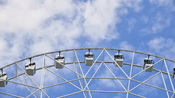 Time lapse video of ferris wheel