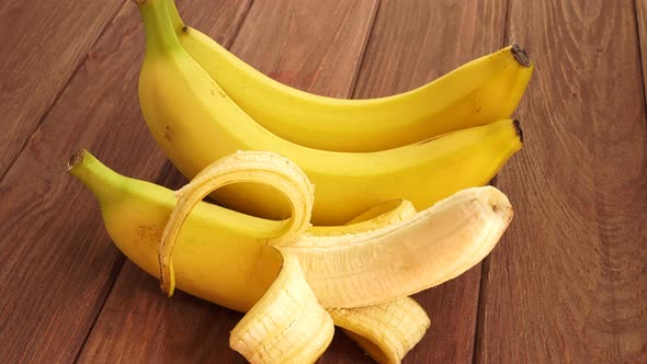 Rotating Ripe Bananas
