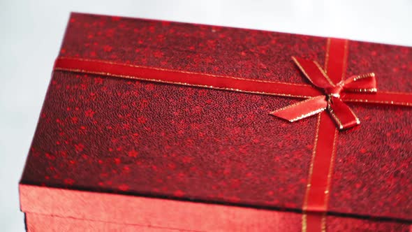 Beautiful Red Gift Box Revolves 360 Degrees