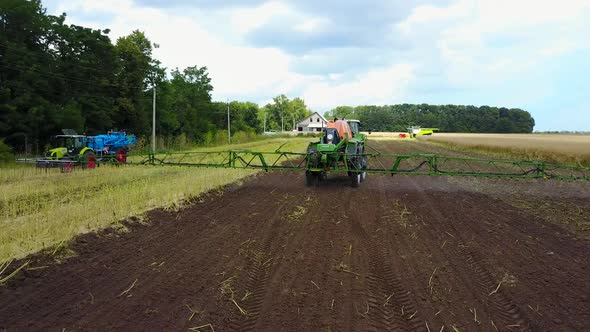 Self-Propelled Agricultural Sprayer