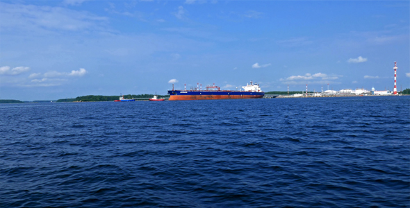 Tanker In Port alt