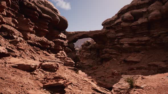 Red Stone Arch in Grand Canyon Park