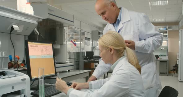 Experienced Scientists alt