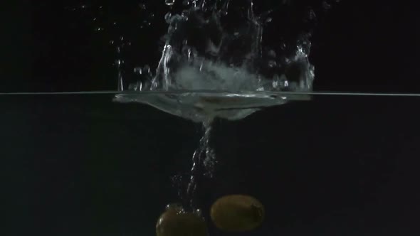Lemons Sinking in Water 