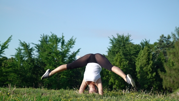 Female Training Hips At The Open Air