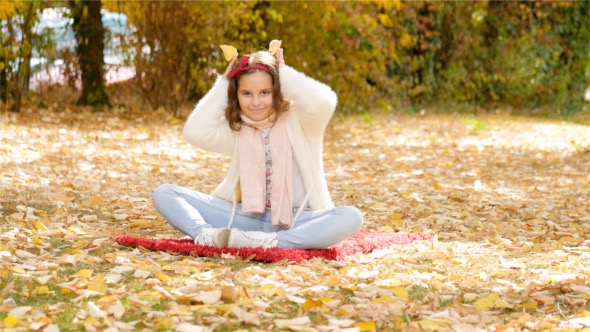 Child in Autumn