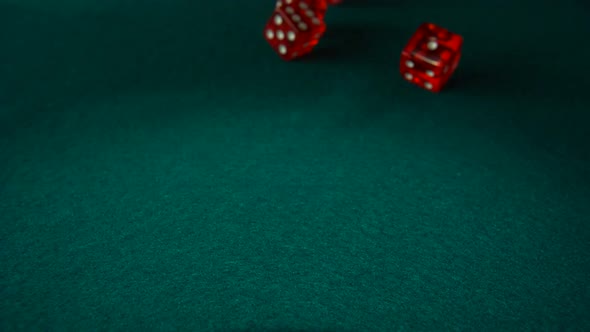 Dice rolling, Slow Motion alt