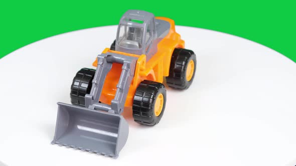 Rotating Toy Construction Machine (3 version)