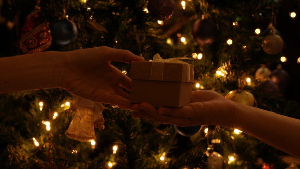 Giving Gift Box