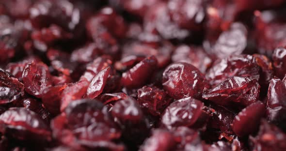 Dried cranberry