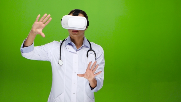 Viewing Medical Files Using Virtual Reality Glasses